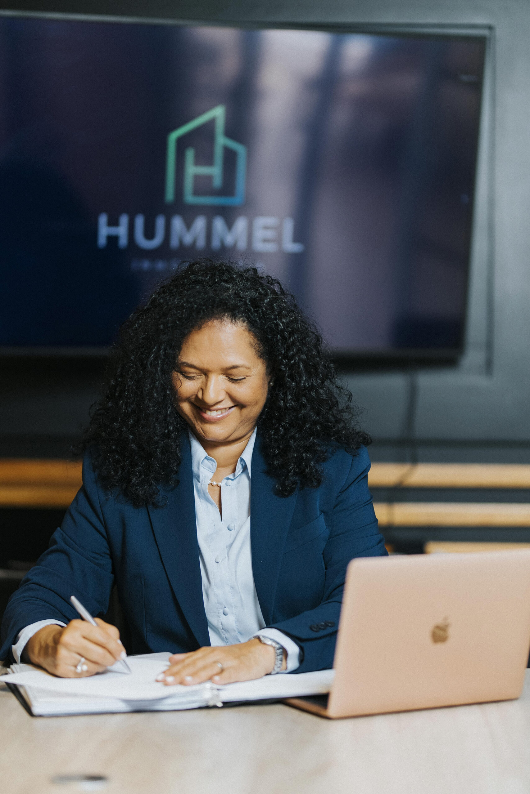 Altagracia Poueriet - Fundadora de Hummel Construction Group